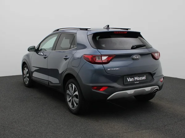 Kia Stonic (2021) — foto 12 van 35