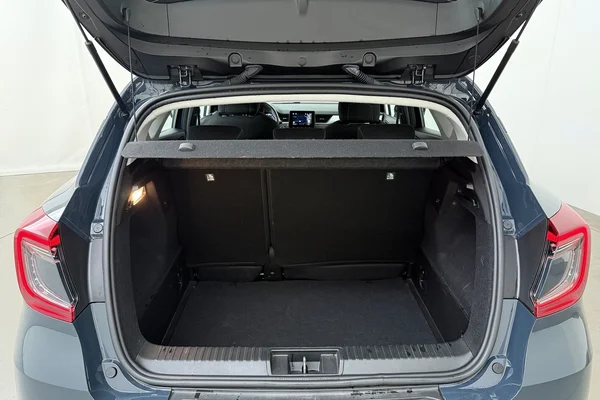 Renault Captur (2023) — foto 13 van 17