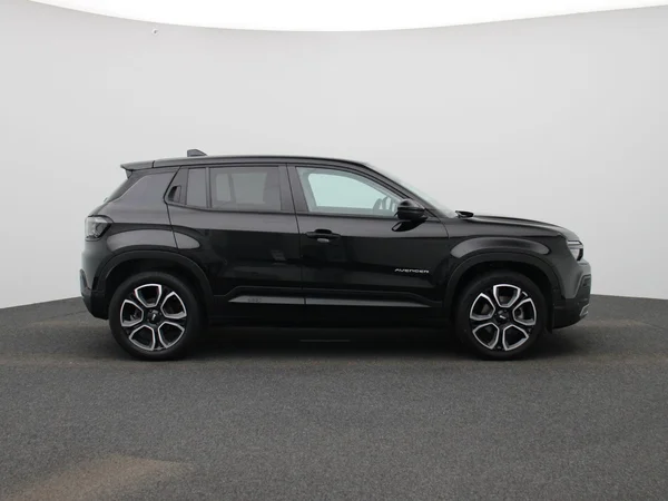 Jeep Avenger (2023) — foto 36 van 39