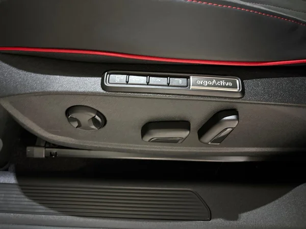 VOLKSWAGEN ID.3 (2026) — foto 3 van 15