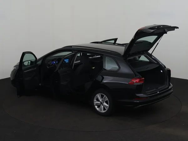 VOLKSWAGEN Golf Variant (2022) — foto 27 van 28