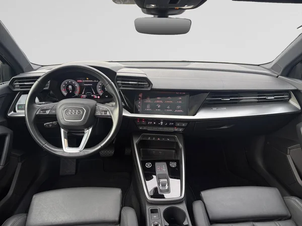 AUDI A3 Sportback (2024) — foto 2 van 24