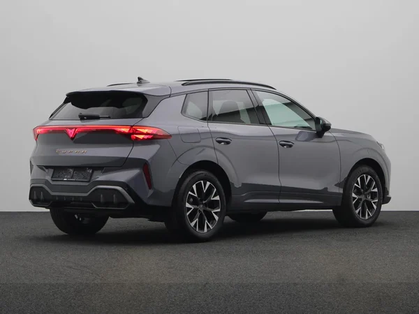 CUPRA Terramar e-Hybrid (PHEV) (2025) — foto 12 van 24