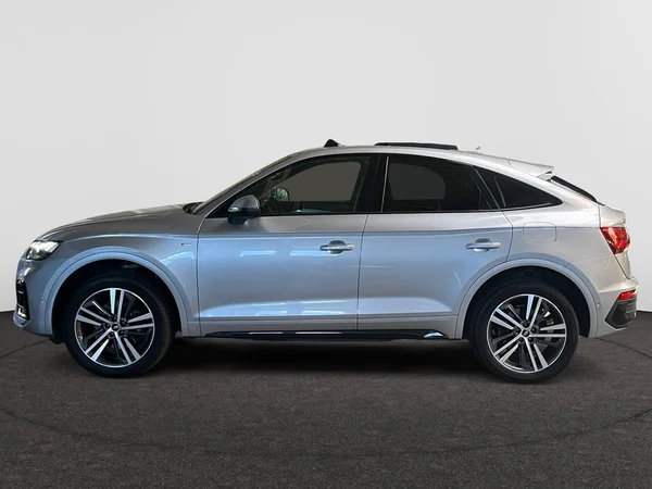 AUDI Q5 Sportback PHEV (2021) — foto 19 van 24