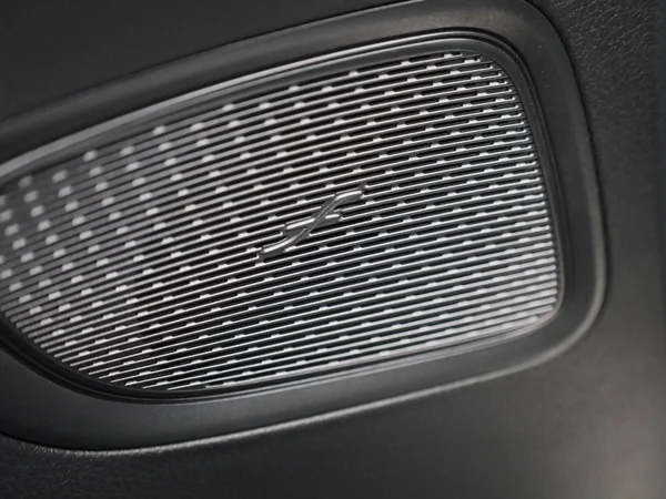 Mercedes-Benz C-Klasse (2023) — foto 33 van 60