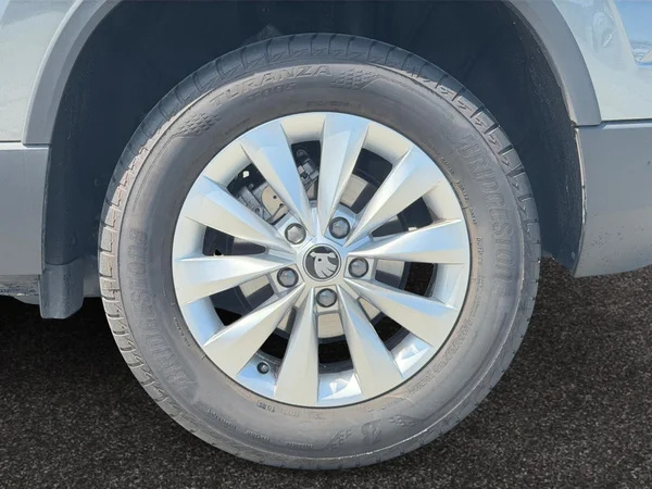 SKODA Karoq (2025) — foto 17 van 21