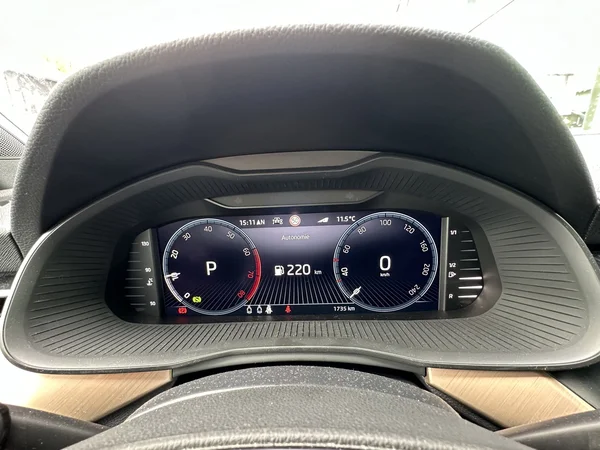 SKODA Scala (2024) — foto 13 van 22