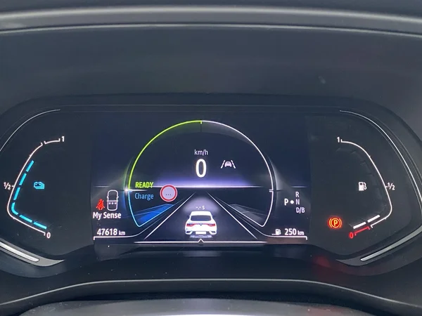 Renault Arkana (2021) — foto 21 van 22