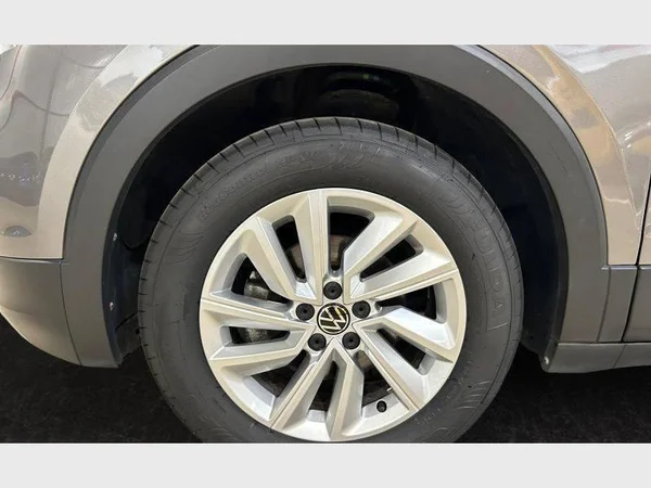 Volkswagen T-Cross (2021) — foto 22 van 29