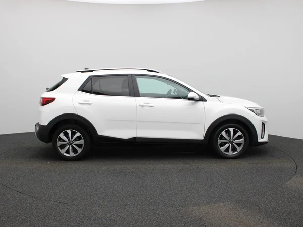 Kia Stonic (2021) — foto 36 van 39