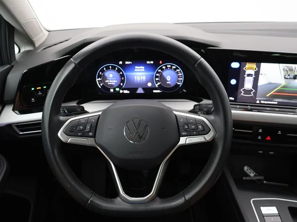 VOLKSWAGEN Golf VIII SW (2024) — foto 6 van 22