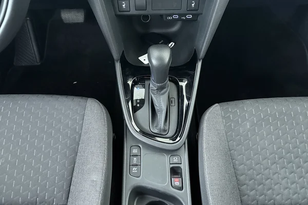 Toyota Yaris Cross Hybrid (HEV) (2025) — foto 4 van 16
