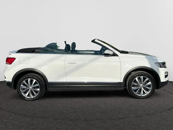 VOLKSWAGEN T-Roc Cabriolet (2021) — foto 8 van 17