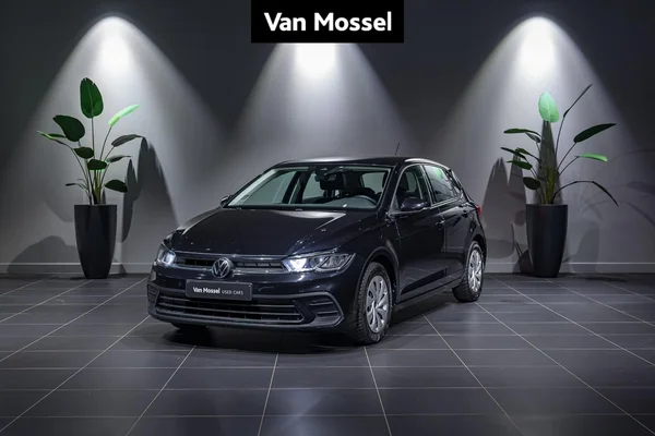 Volkswagen Polo (2022) — foto 1 van 28
