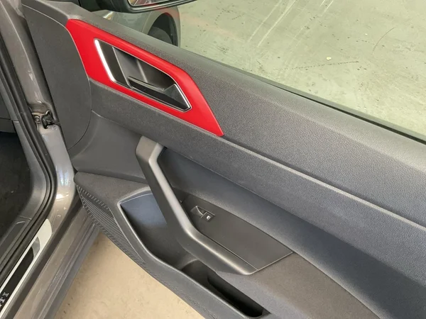 VOLKSWAGEN Polo GTI (2020) — foto 9 van 24