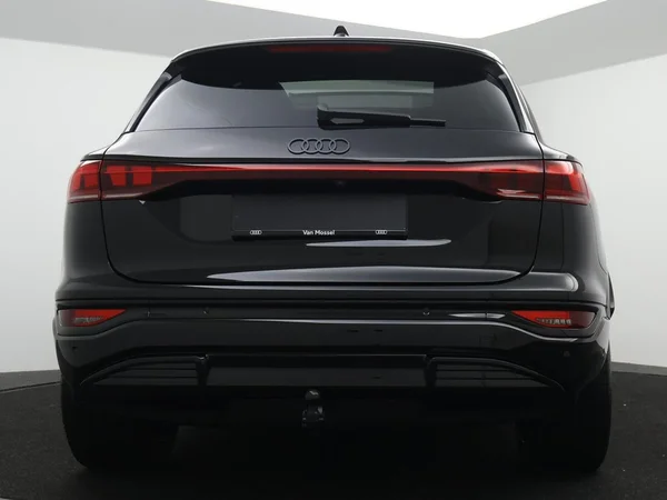 AUDI Q6 e-tron (2026) — foto 22 van 27