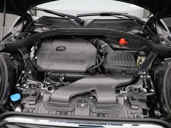 MINI Clubman (2023) — foto 26 van 32