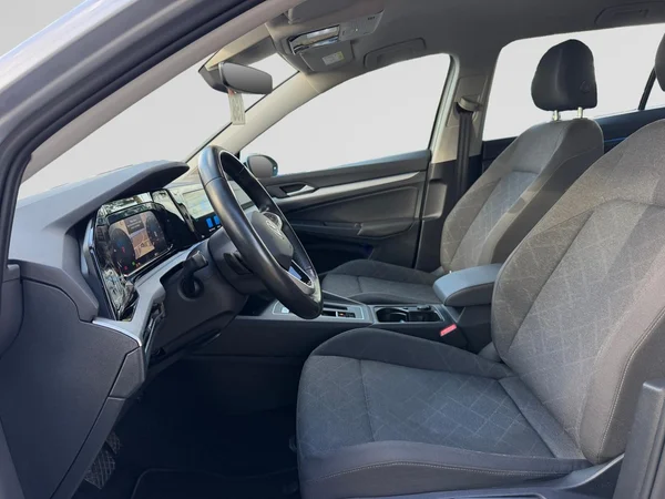 VOLKSWAGEN Golf Variant VIII Dsl (2024) — foto 4 van 45