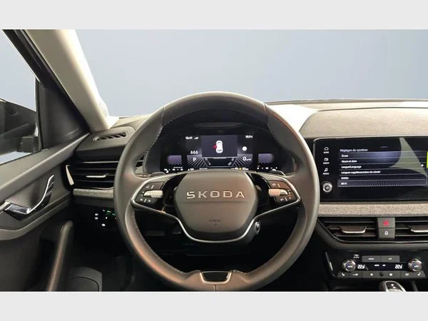 Skoda Kamiq (2025) — foto 2 van 24