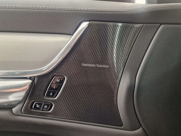 Volvo S90 (2025) — foto 2 van 17