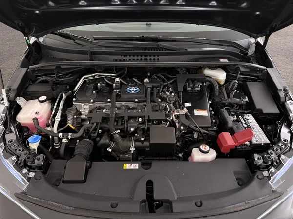 TOYOTA Corolla (2022) — foto 18 van 28