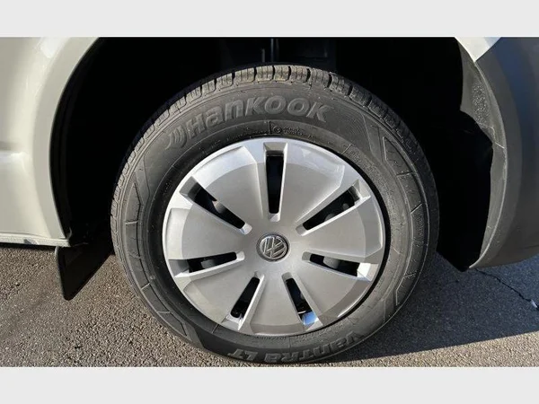 Volkswagen Transporter T6.1 1000 Fou Swb (2024) — foto 31 van 31