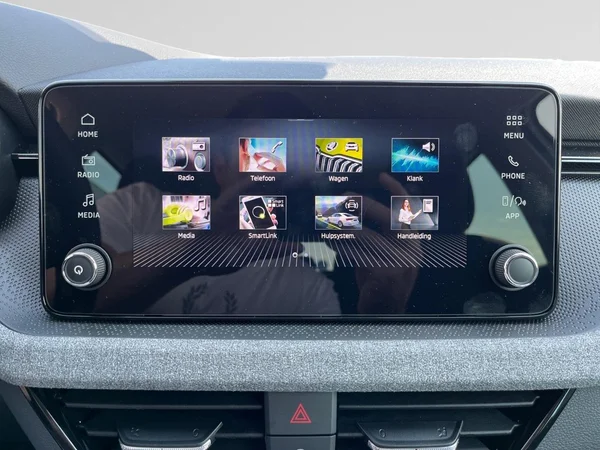 SKODA Kamiq (2026) — foto 3 van 20