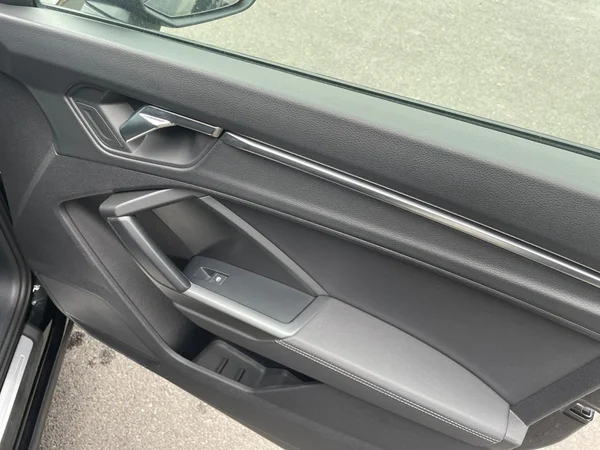 AUDI Q3 Sportback Dsl (2022) — foto 8 van 21