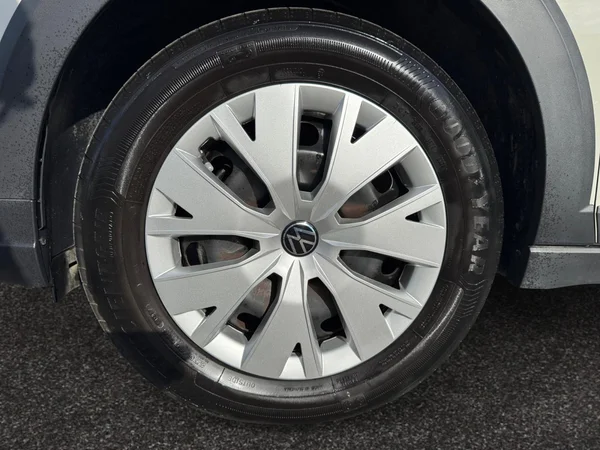 VOLKSWAGEN Taigo (2024) — foto 11 van 17