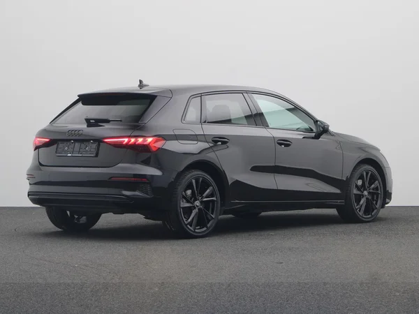 AUDI A3 Sportback (2024) — foto 12 van 20