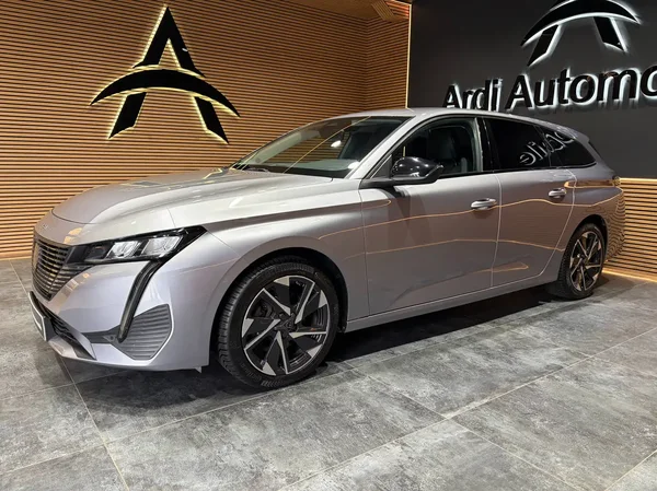 Peugeot 308 (2023) — foto 16 van 26