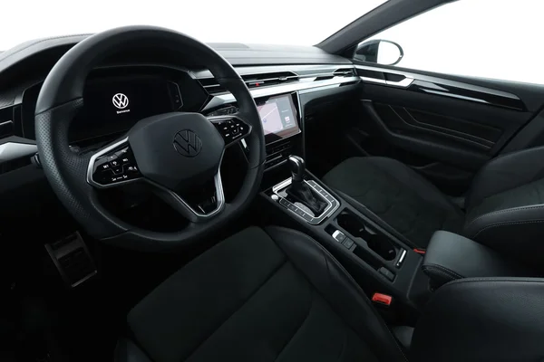 Volkswagen Arteon (2022) — foto 2 van 16
