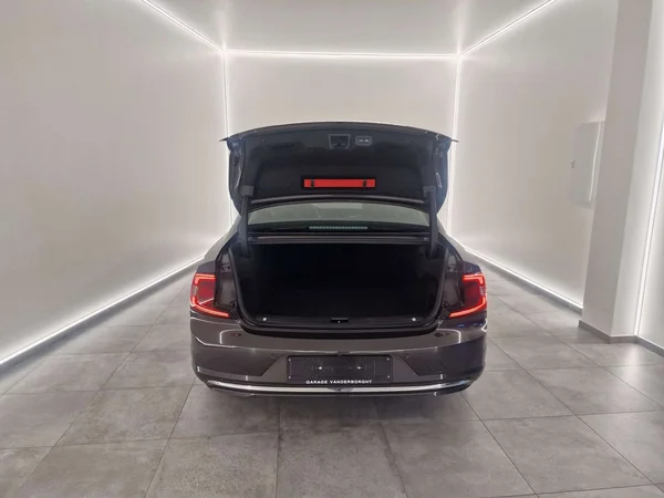 Volvo S90 (2025) — foto 12 van 17