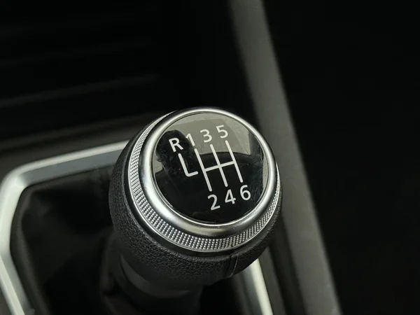 RENAULT Clio (2021) — foto 4 van 26