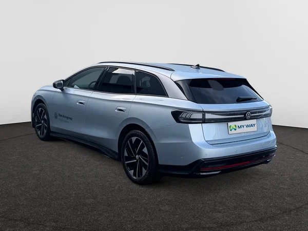 VOLKSWAGEN ID.7 Tourer (2026) — foto 16 van 22