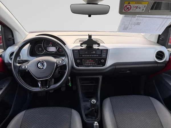 VOLKSWAGEN Up! (2023) — foto 4 van 24