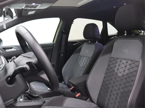 VOLKSWAGEN Taigo (2024) — foto 16 van 16