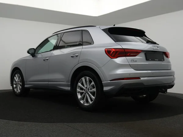 AUDI Q3 (2019) — foto 5 van 31