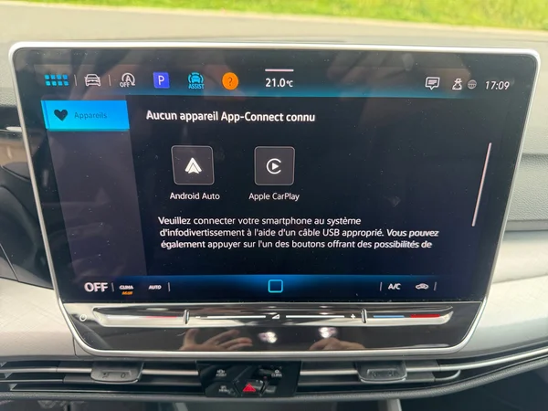 VOLKSWAGEN Golf VIII SW (2025) — foto 11 van 30