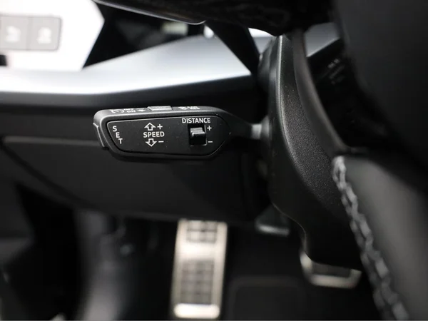 AUDI A3 Sportback (2025) — foto 8 van 21