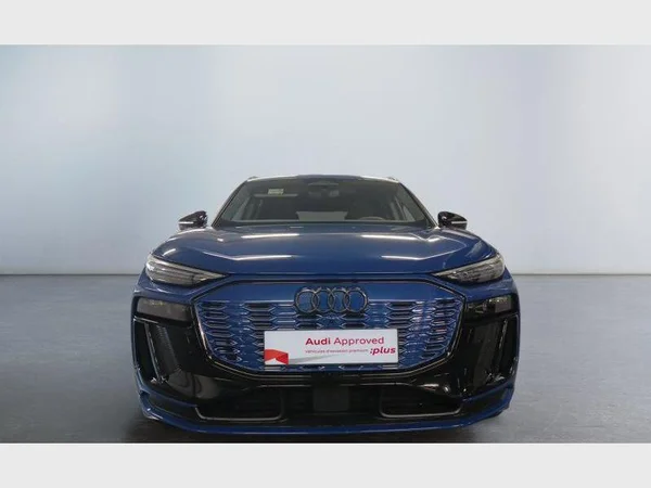 Audi Q6 e-tron (2025) — foto 12 van 26