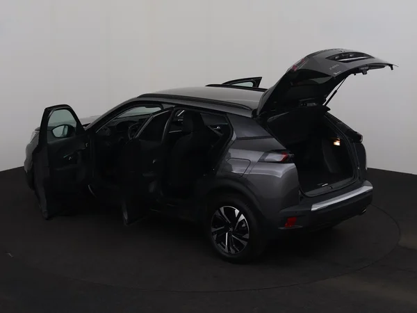 PEUGEOT 2008 (2022) — foto 26 van 27