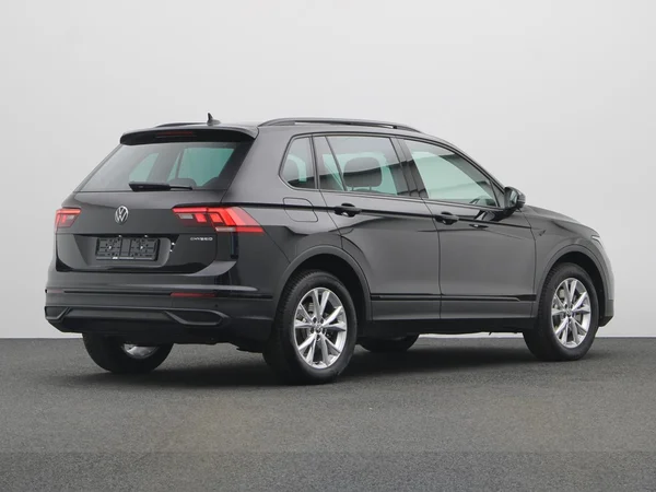 VOLKSWAGEN Tiguan eHybrid (PHEV) (2024) — foto 12 van 21