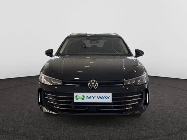 VOLKSWAGEN Passat Variant eHybrid (PHEV) (2025) — foto 12 van 19