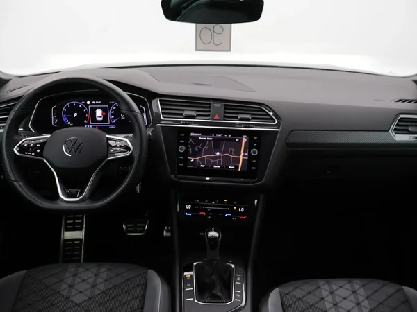 Volkswagen Tiguan (2022) — foto 4 van 27