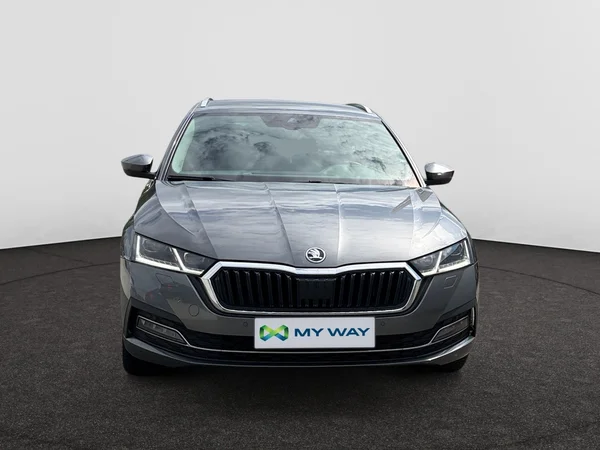 SKODA Octavia Combi (2023) — foto 10 van 14