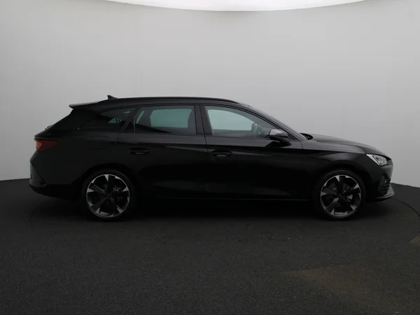 CUPRA Leon ST (2025) — foto 18 van 25