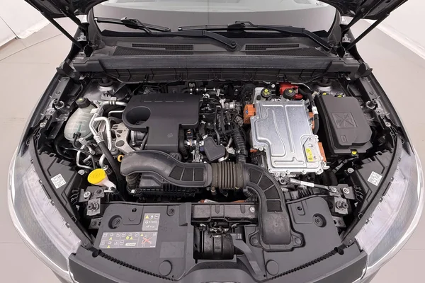 Renault Arkana E-TECH (HEV) (2022) — foto 2 van 37
