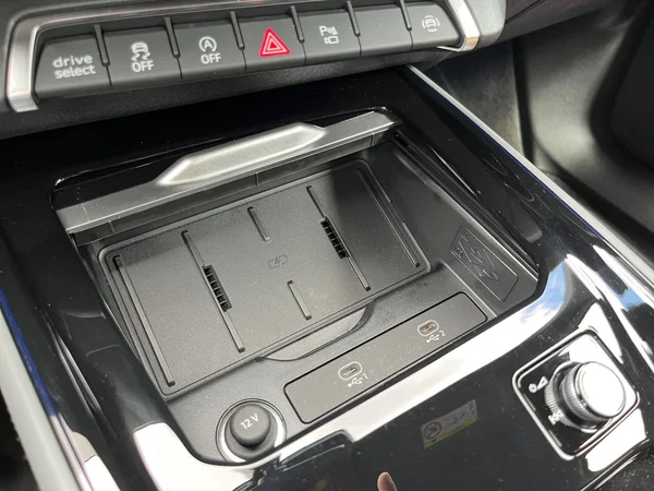 AUDI Q3 SUV (2026) — foto 6 van 24