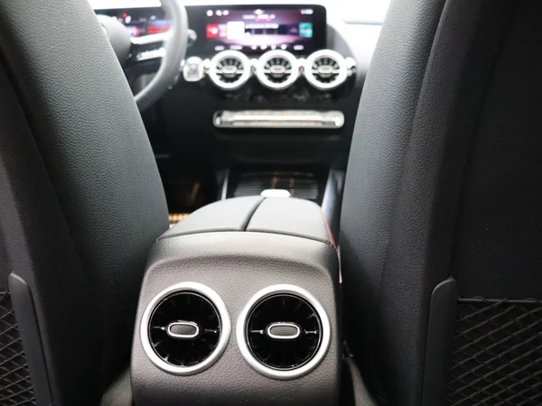 Mercedes-Benz B-Klasse (2025) — foto 11 van 32